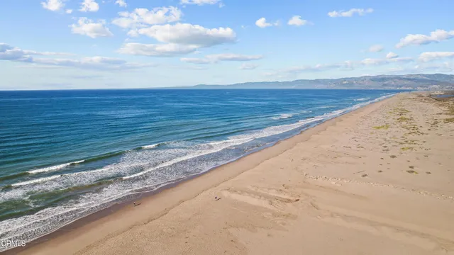 $860,000 | 5202 Driftwood Street, Oxnard, CA 93035