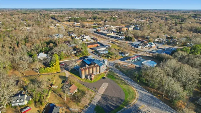 $350,000 | 103 West Chestnut Court, Central, SC 29630