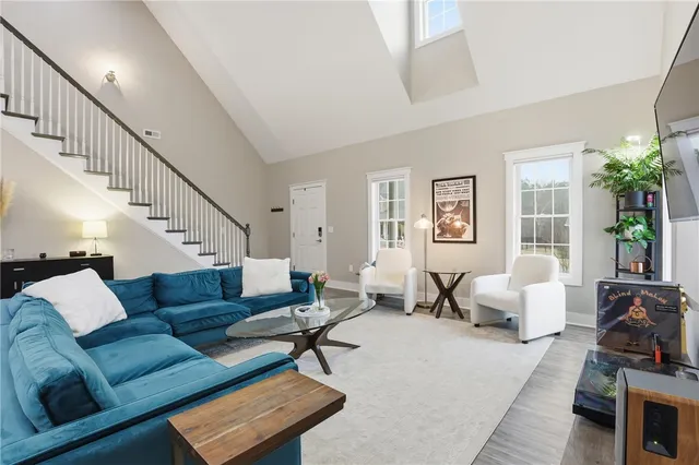 $350,000 | 103 West Chestnut Court, Central, SC 29630