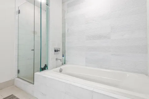 $1,599,000 | 77 Hudson Street, Unit PH 4806, Jersey City, NJ 07302