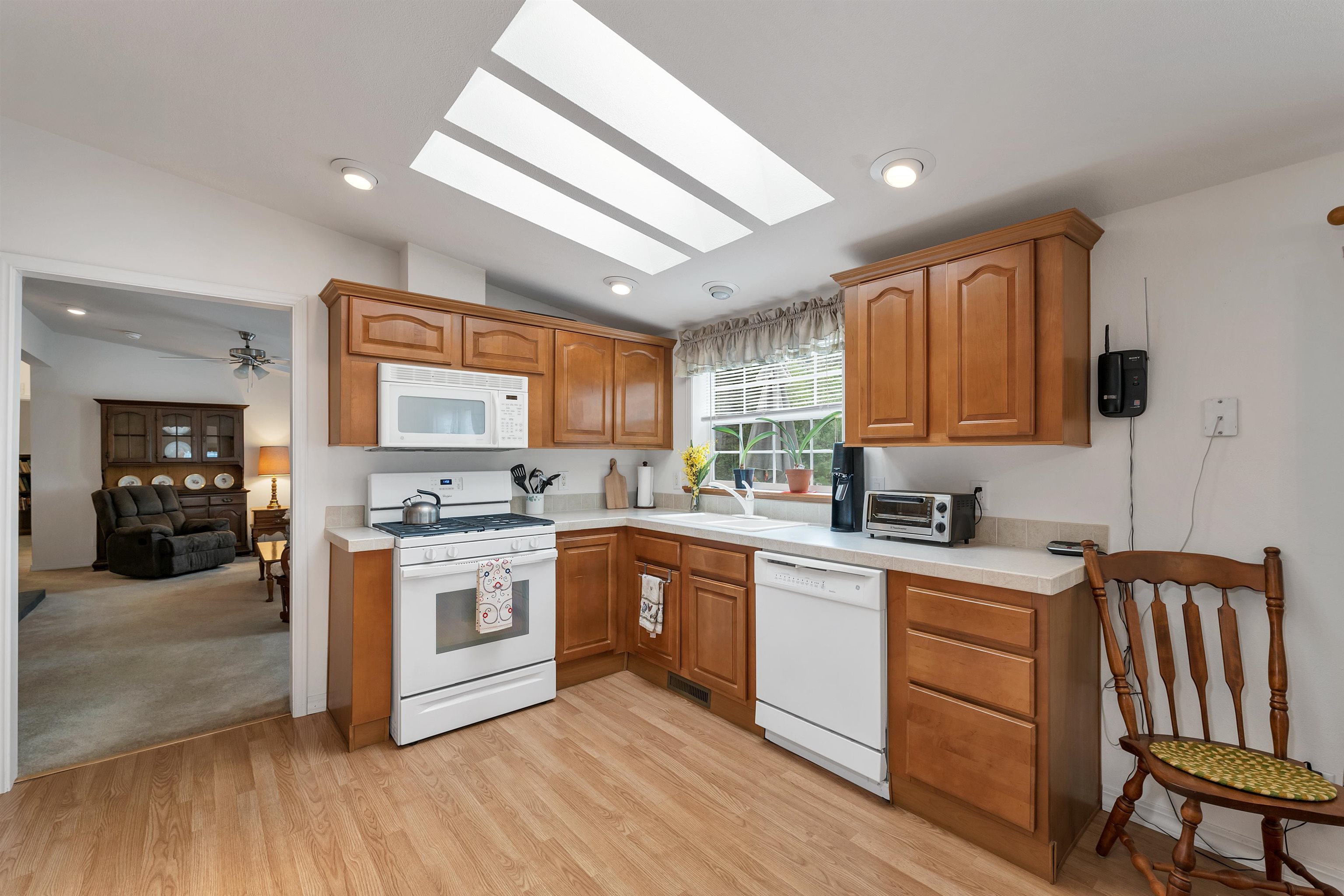 70 Osprey Road Alton, NH 03809 - Photo 3 of 49