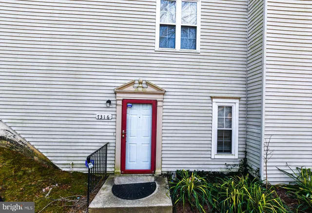 $1,950 | 7316 Cipriano Springs Drive, Unit 7316, Greenbelt, MD 20770