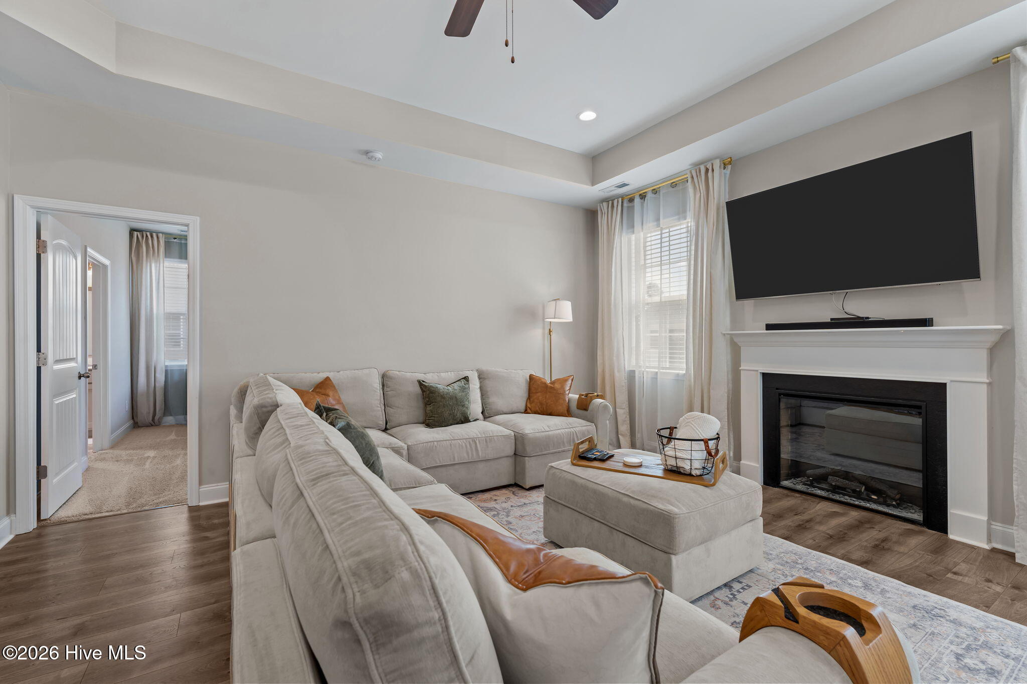 193 Sandy Springs Road Aberdeen, NC 28315 - Photo 24 of 53 Living Room