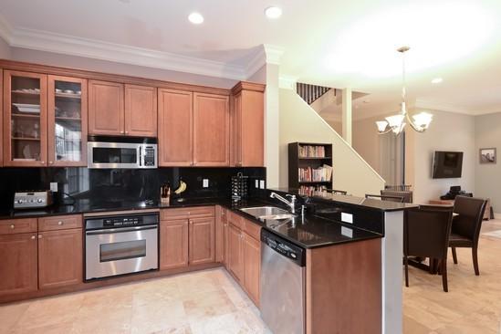 608 Renaissance Way, Unit 608 Delray Beach, FL 33483 - Photo 3 of 13 Kitchen