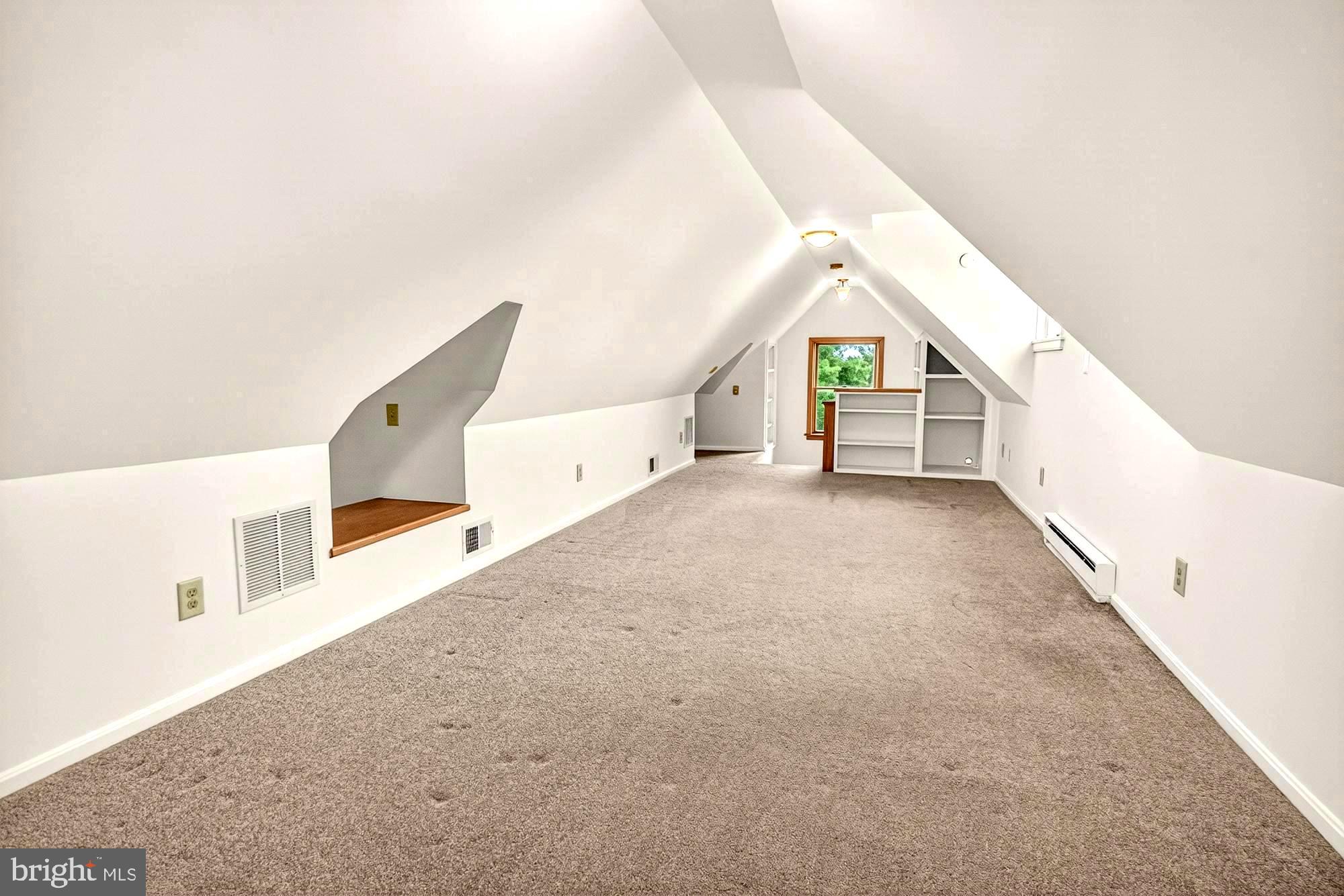 18040 Barnesville Road Barnesville, MD 20838 - Photo 78 of 101 Finished attic