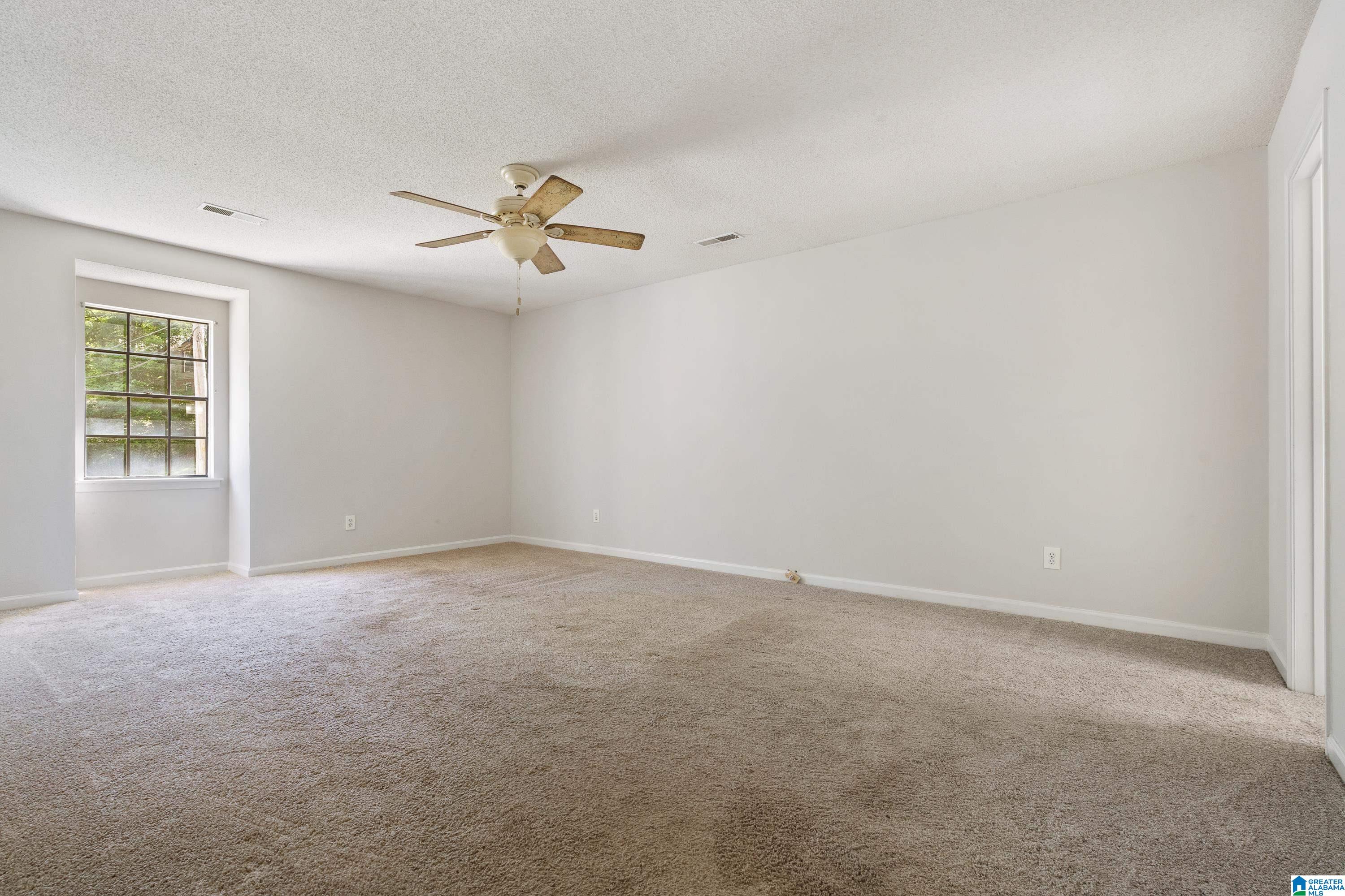 2027 Diane Lane Alabaster, AL 35007 - Photo 21 of 35