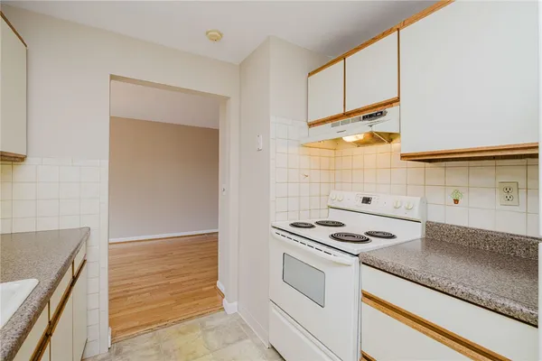 $299,000 | 9 Morrill Lane, Unit 6, North Providence, RI 02904