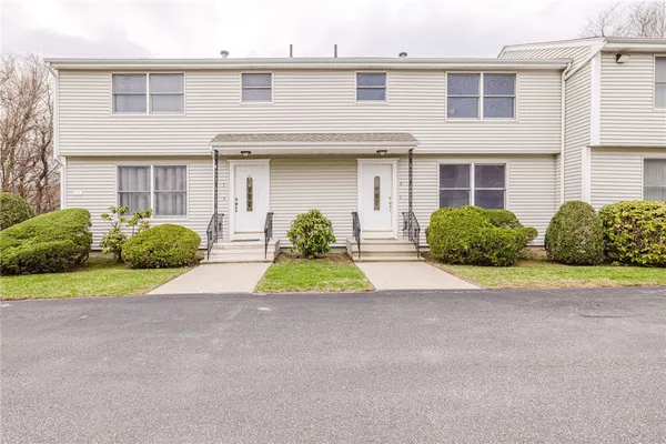 $299,000 | 9 Morrill Lane, Unit 6, North Providence, RI 02904