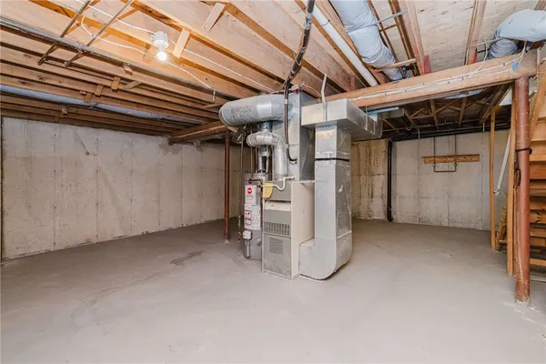 $299,000 | 9 Morrill Lane, Unit 6, North Providence, RI 02904