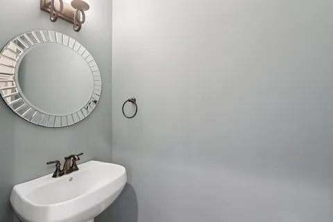 $699,900 | 6679 South Chickahauk Trail, Middleton, WI 53562