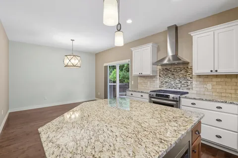 $699,900 | 6679 South Chickahauk Trail, Middleton, WI 53562