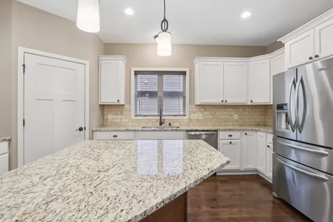 $699,900 | 6679 South Chickahauk Trail, Middleton, WI 53562