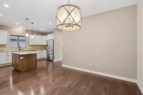 $699,900 | 6679 South Chickahauk Trail, Middleton, WI 53562