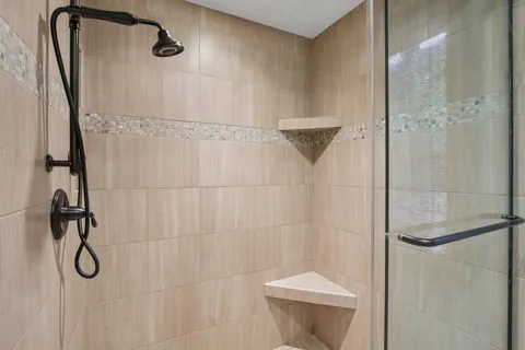 $699,900 | 6679 South Chickahauk Trail, Middleton, WI 53562