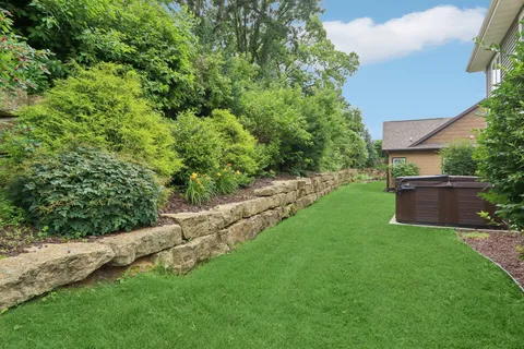 $699,900 | 6679 South Chickahauk Trail, Middleton, WI 53562