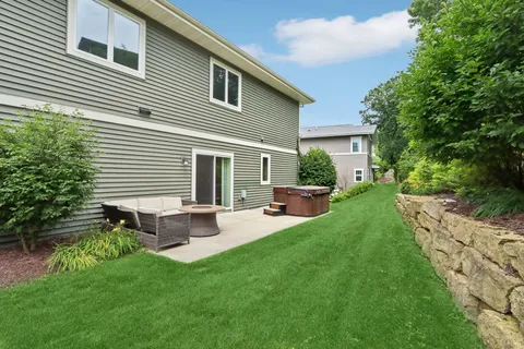 $699,900 | 6679 South Chickahauk Trail, Middleton, WI 53562