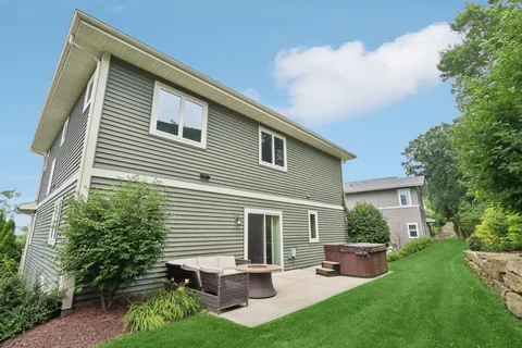 $699,900 | 6679 South Chickahauk Trail, Middleton, WI 53562