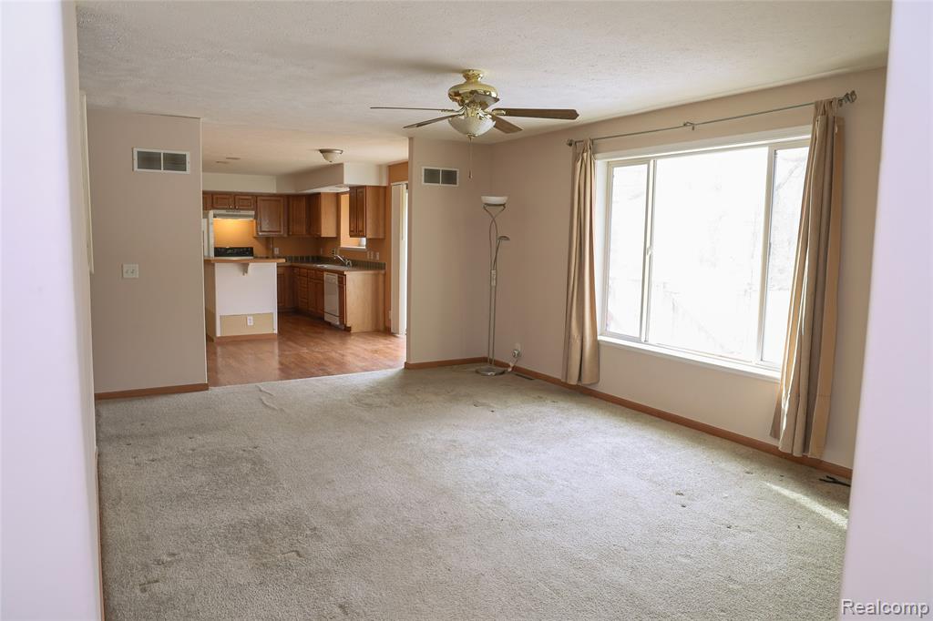 2755 Curtis Road Leonard, MI 48367 - Photo 21 of 61