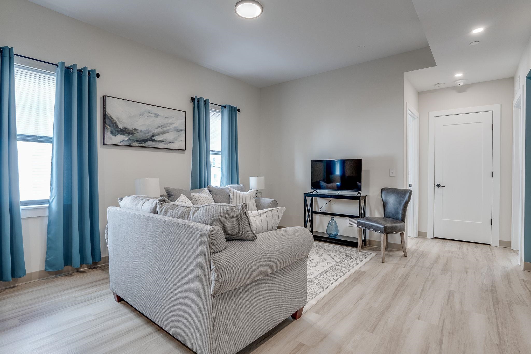 4 Bridge Street, Unit 201 Nashua, NH 03060 - Photo 4 of 15