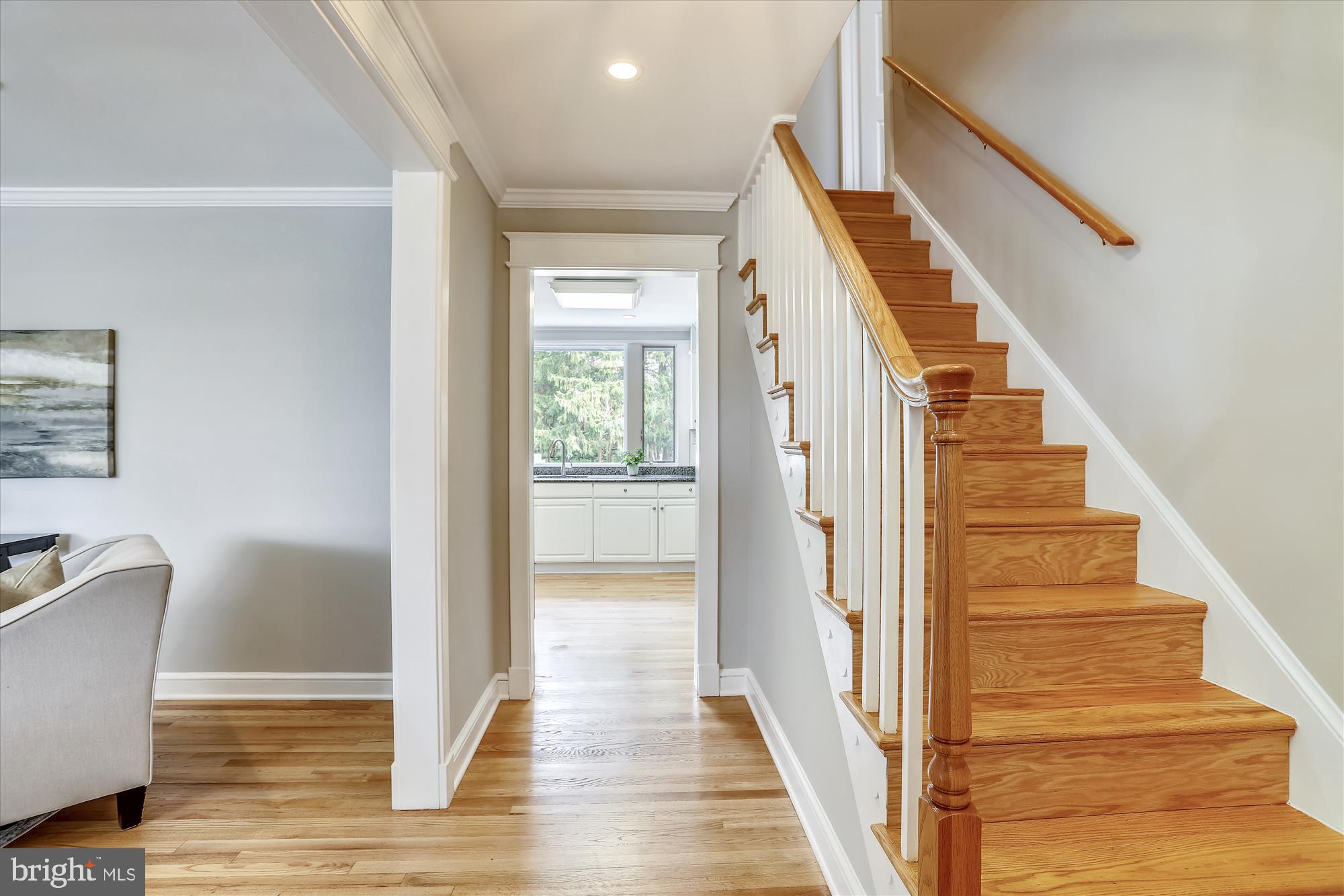 1821 Birch Road McLean, VA 22101 - Photo 5 of 54 Entry/Foyer