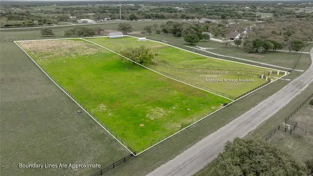 $400,000 | 105 Silver Saddle Circle, Weatherford, TX 76087