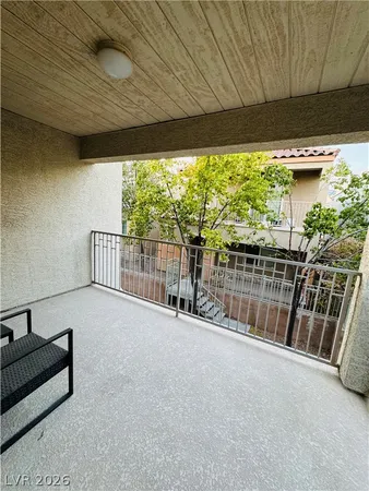 $2,300 | 9160 Dimpled Court, Las Vegas, NV 89149