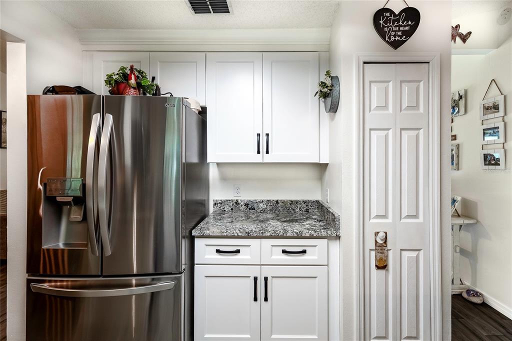 17 Sackett Road DeBary, FL 32713 - Photo 8 of 40