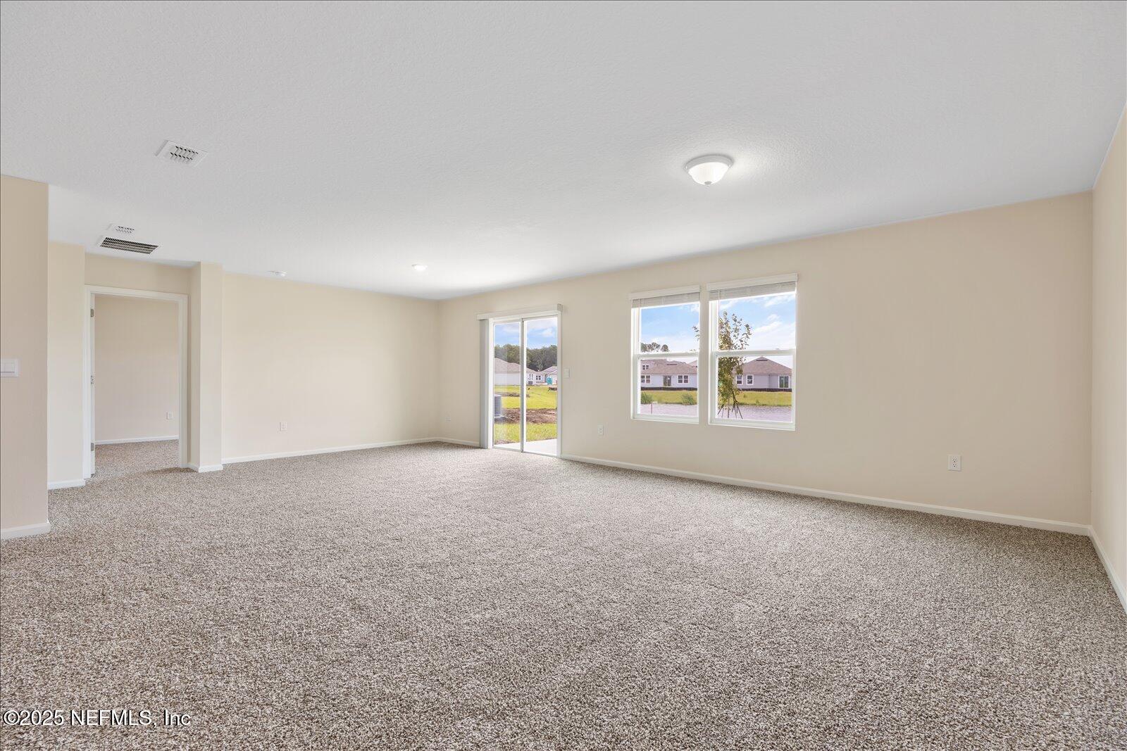 158 Albacete Rd Street St. Augustine, FL 32084 - Photo 11 of 36 Living Room
