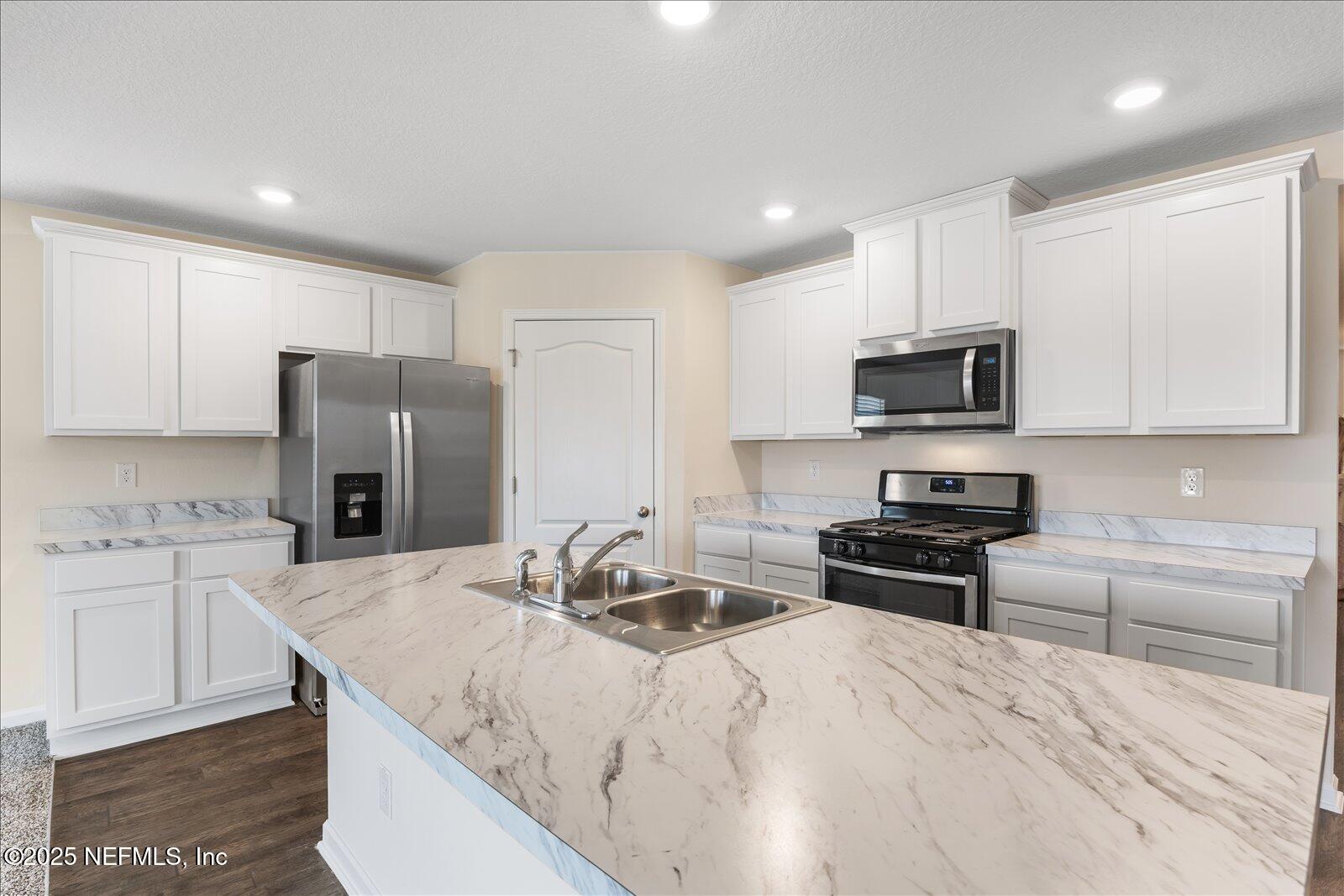 158 Albacete Rd Street St. Augustine, FL 32084 - Photo 5 of 36 Kitchen