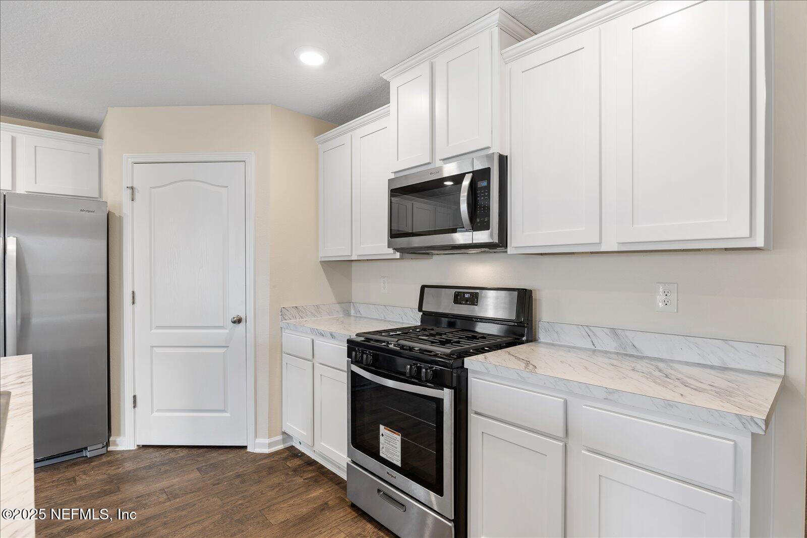 158 Albacete Rd Street St. Augustine, FL 32084 - Photo 9 of 36 Kitchen