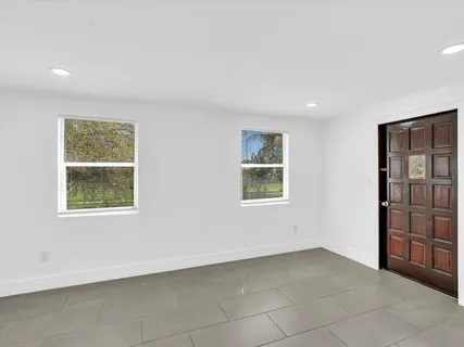 $529,000 | 5710 Southwest 54th Court, Davie, FL 33314