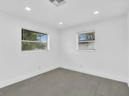 $529,000 | 5710 Southwest 54th Court, Davie, FL 33314