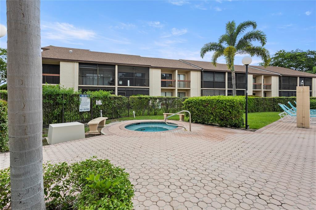 2209 Southwest 15th Street, Unit 241 Deerfield Beach, FL 33442 - Photo 44 of 46 hot tub