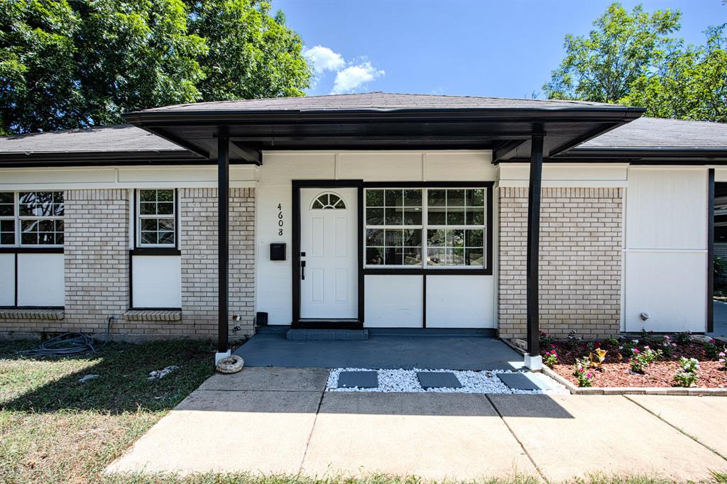 4608 Reed Street Fort Worth, TX 76119 - Photo 2 of 40 Gallery Image 2