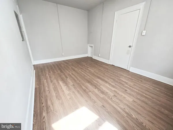 $925 | 5717 North Park Avenue, Philadelphia, PA 19141