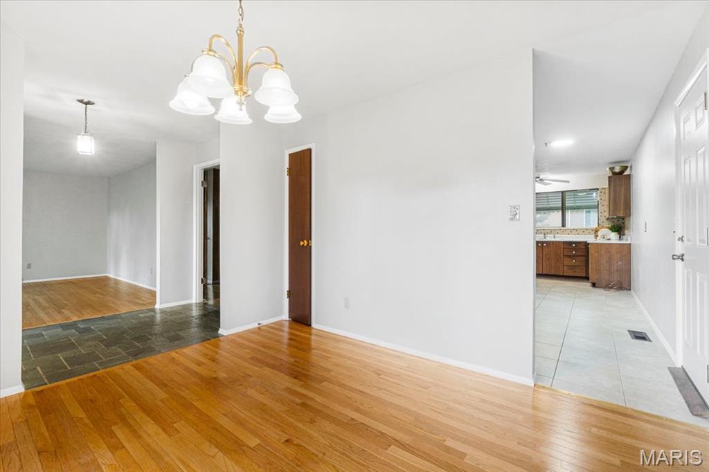 591 Fieldstone Lane Ballwin, MO 63011 - Photo 12 of 43