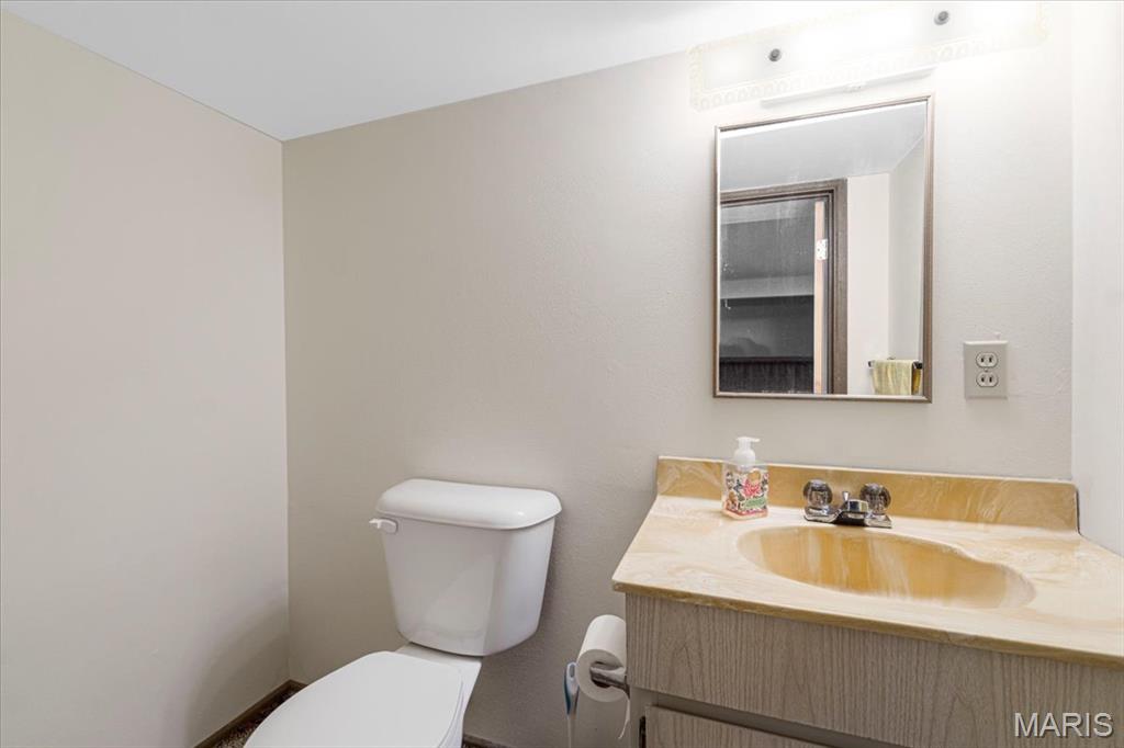 591 Fieldstone Lane Ballwin, MO 63011 - Photo 36 of 43