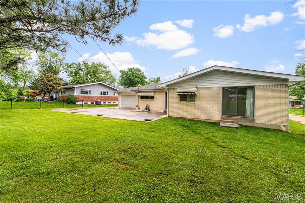 591 Fieldstone Lane Ballwin, MO 63011 - Photo 41 of 43