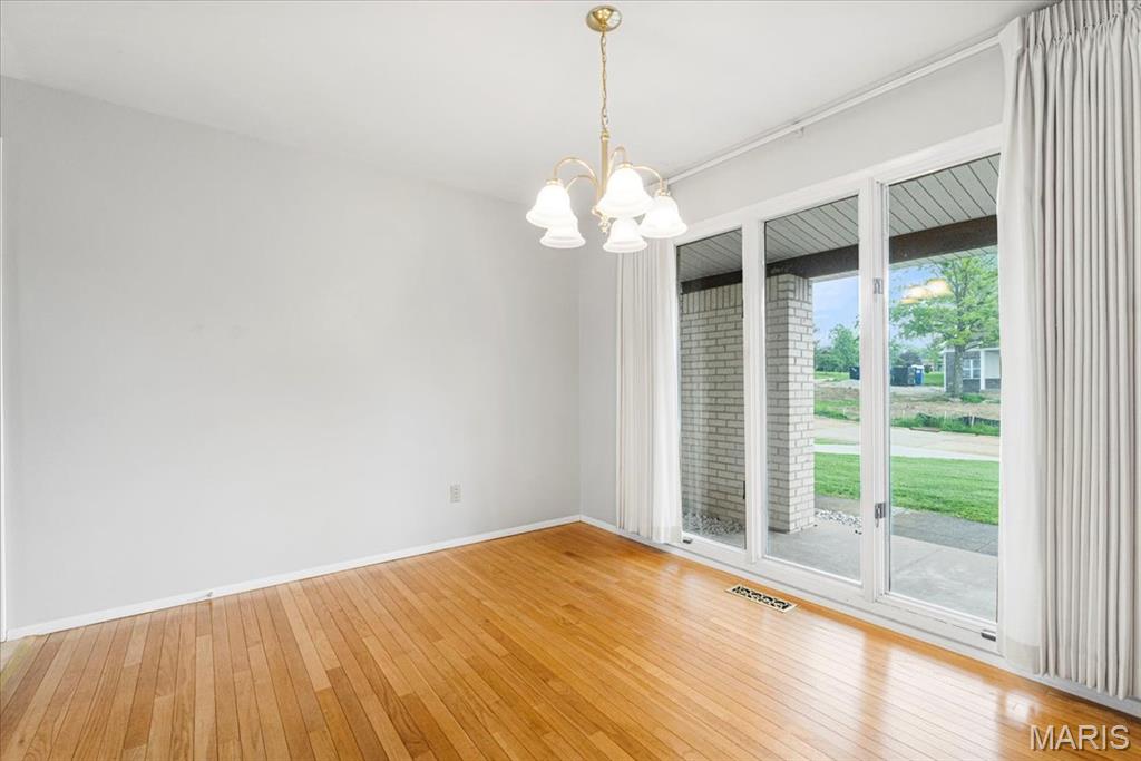 591 Fieldstone Lane Ballwin, MO 63011 - Photo 10 of 43