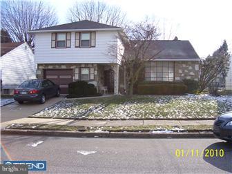 8711 Autumn Road Philadelphia, PA 19115 - Photo 1 of 12 Gallery Image 1