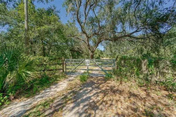 $1,500,000 | 6930 Muck Pond Road, Seffner, FL 33584