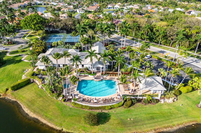 10672 St Thomas Drive Boca Raton, FL 33498 - Photo 44 of 45 Clubhouse Aerial