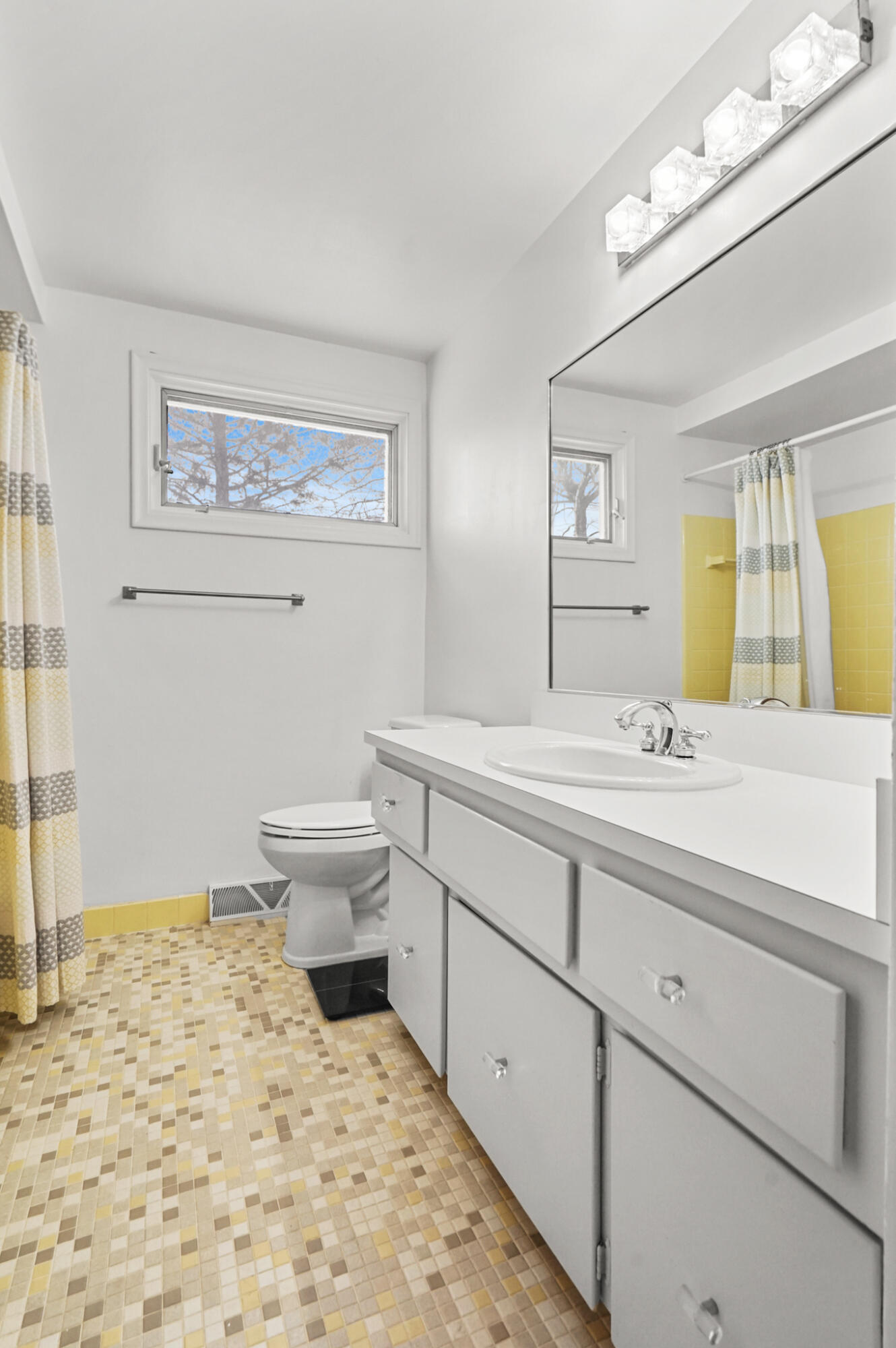 5538 Raven Road Bloomfield Hills, MI 48301 - Photo 23 of 23 DSC09938
