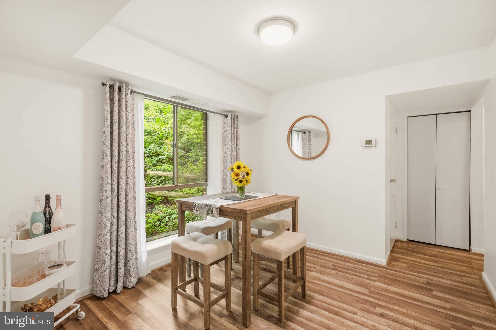 17816 Buehler Road, Unit 1B1 164 Olney, MD 20832 - Photo 7 of 29 Bright dining nook with nature views.