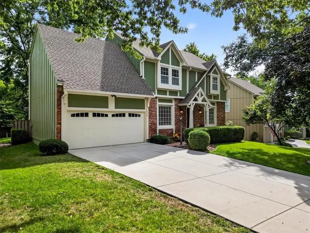 $510,000 | 12907 Connell, Overland Park, KS 66213