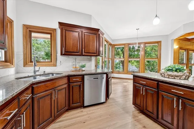 $510,000 | 12907 Connell, Overland Park, KS 66213