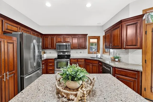 $510,000 | 12907 Connell, Overland Park, KS 66213