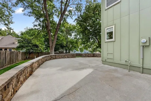 $510,000 | 12907 Connell, Overland Park, KS 66213