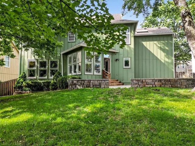 $510,000 | 12907 Connell, Overland Park, KS 66213