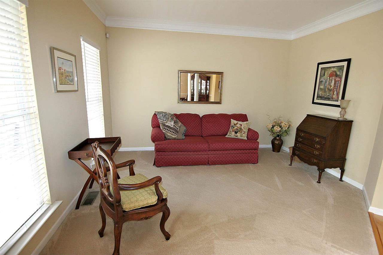 10503 Chandler Way Raleigh, NC 27614 - Photo 4 of 25 Formal Living Room